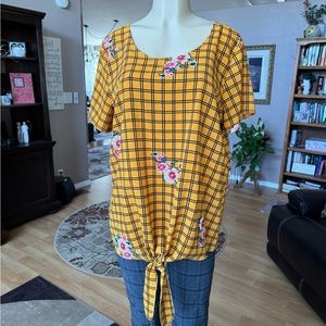 Elizabeth multicolored short sleeve blouse-size XL